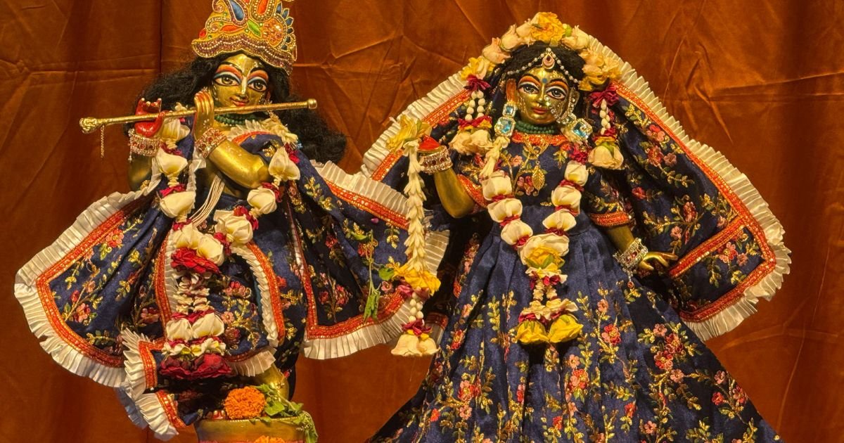 jay raadha maadhav, jay kunj bihaaree - bhajan