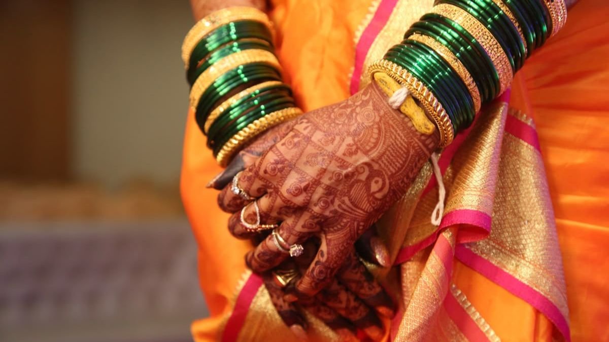 Green Bangles in Sawan