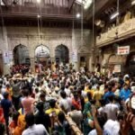banke-bihari-temple-janmashtami-mangla-aarti-600-devotees